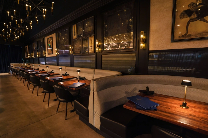 Crust Chandler Interior